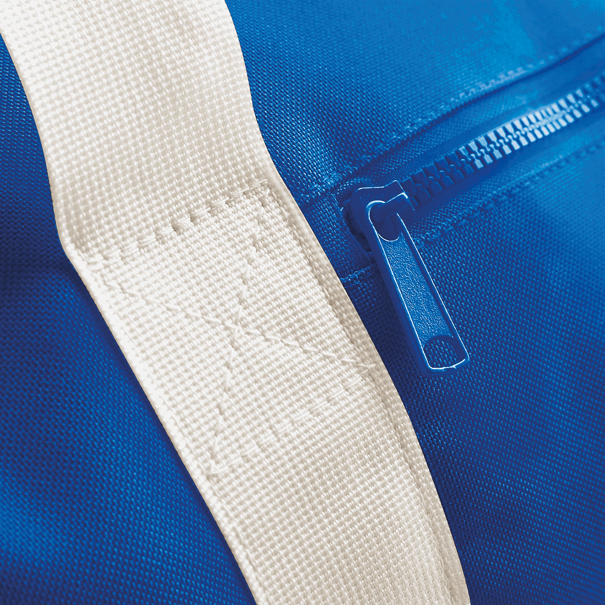 BG140 Original Barrel Bag bedrucken – Detailansicht Fronttasche und Tragegriffe