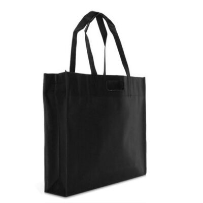PP-Vliestasche Design Shopper in Schwarz – 110 g/m² PP-Vlies, 44x38x10,5 cm, lange Henkel 56 cm + Kurzgriff, Boden- und Seitenfalte, bedrucken