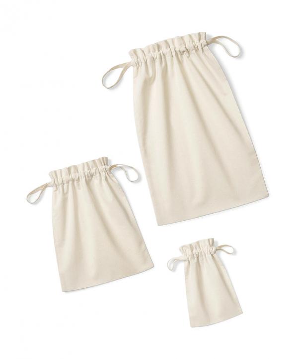 Organic Cotton Draw Cord Bag W118 Westford Mill in Natur – Größenvergleich XS 10x15 cm / S 14x22 cm / M 25x32 cm / L 30x47 cm, 115 g/m² Bio-Baumwolle
