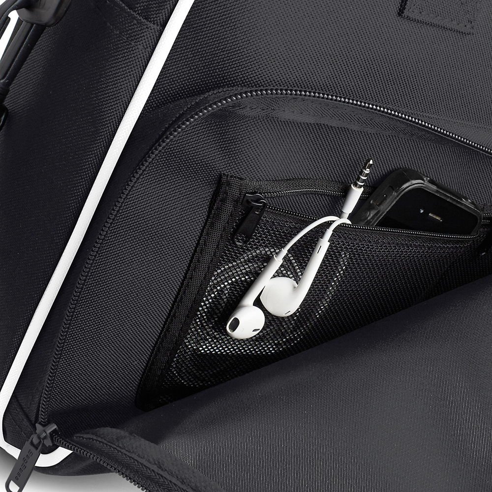 BG145 Junior Dance Bag bedrucken – Detailansicht Fronttasche mit Netzinnentasche in Black-White