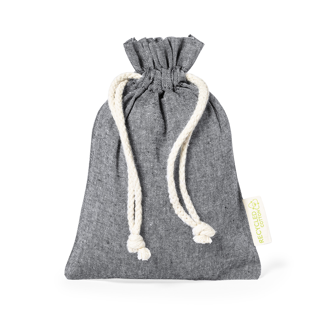 Geschenkbeutel Zuziehbeutel recycled cotton Größe S in Schwarz Karzak mit Logo bedrucken taschenprint.de