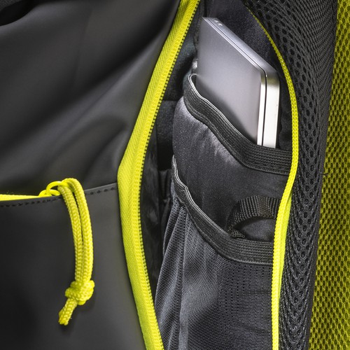 Laptoprucksack Lima bedrucken farbige Details – Detailansicht Handyfach im Innenraum, Details in Gelb